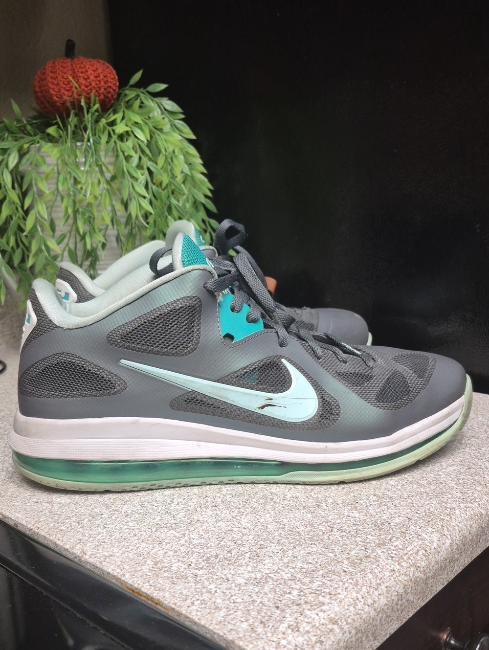 Nike Men’s Gray and Teal Athletic Basketball Shoes